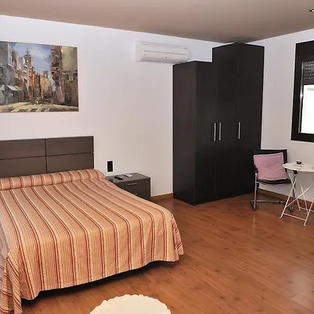 Bon Lloc Hotell 2*