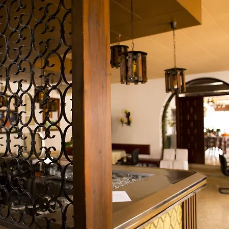 Hotel Bon Lloc 2*
