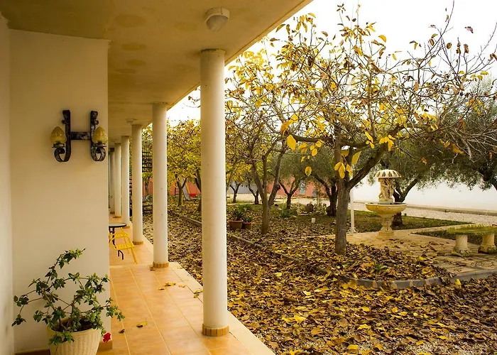 Bon Lloc Hotel